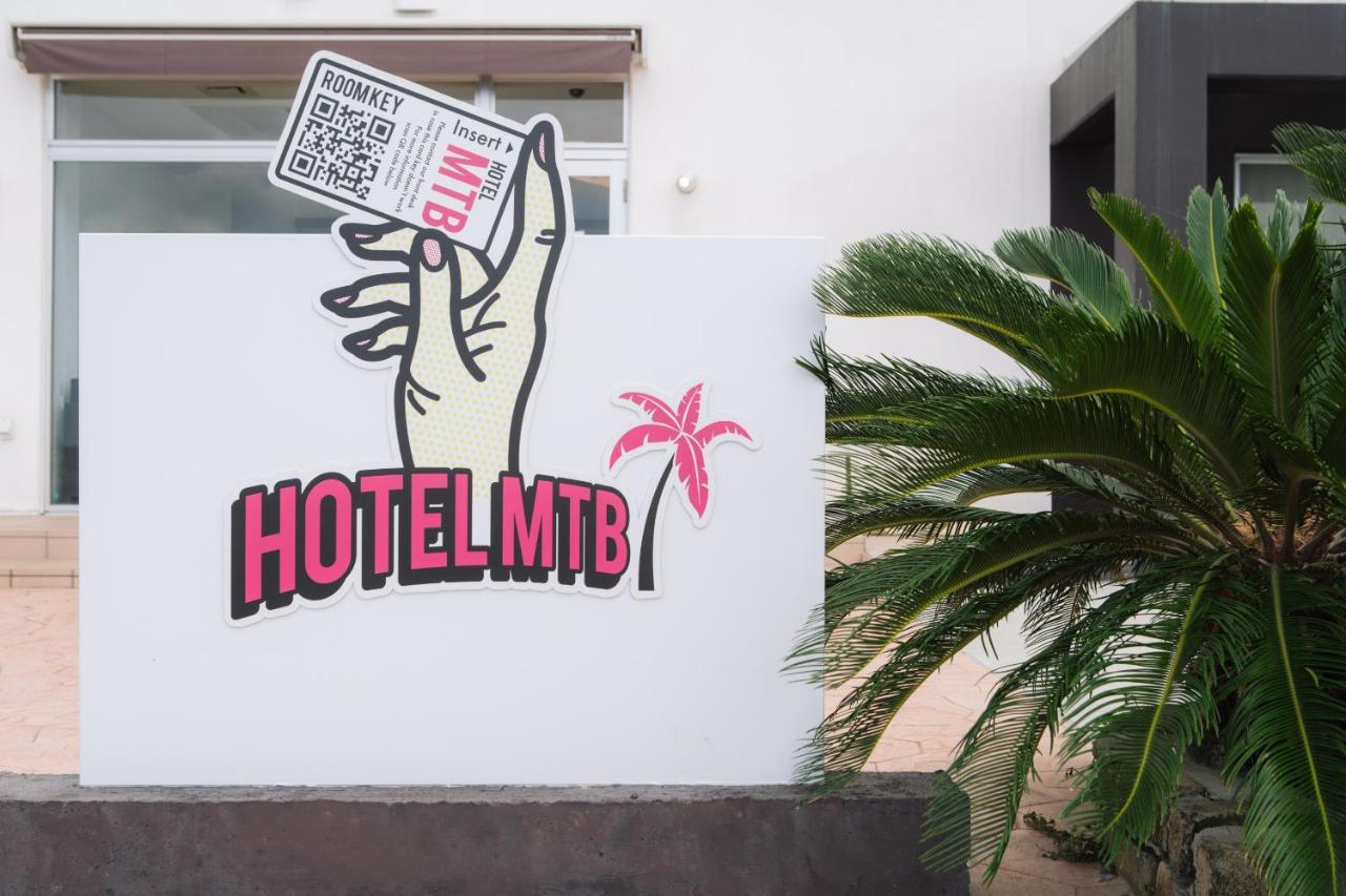 Hotel Mtb Motobu Exteriör bild
